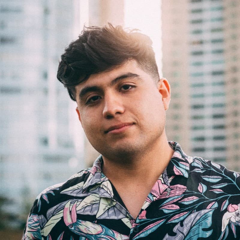 Retrato de Israel Martínez, Jefe de Producción de Divinity Studio